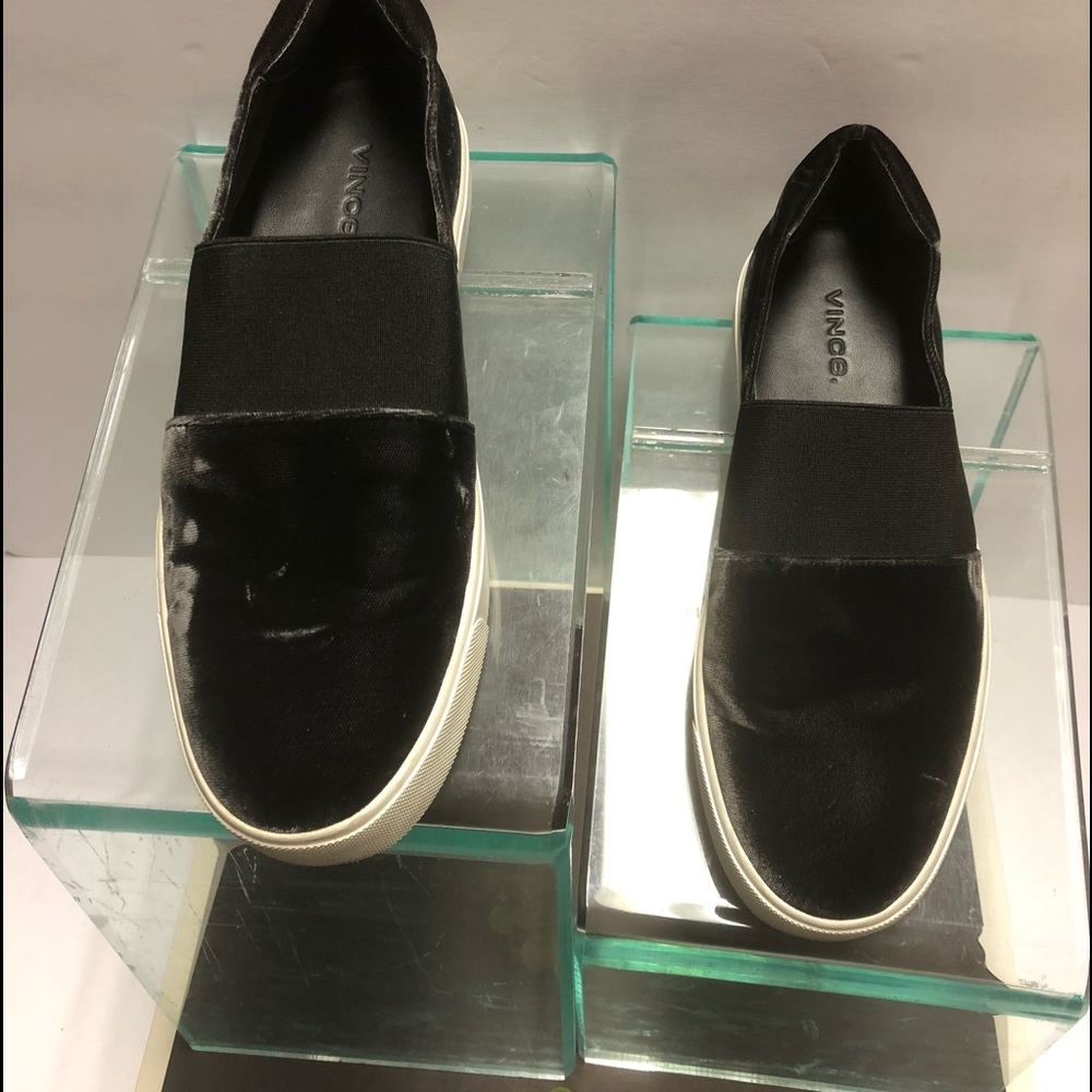 Vince Black Leather Flats with Polished Finish
